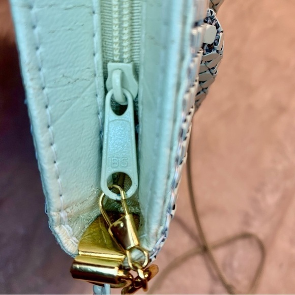 SALE! Vintage Purse Cream Metallic Chainmail Rope Strap Gold interior Zip Pocket - Picture 11 of 16